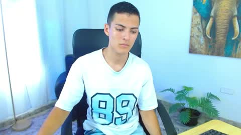 Matias online show from 05-16-26, 02:49