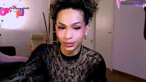Snapshot of matiu_stonne chatting on 03-08-26, 06:06 Abby Bella online show from 03-08-26, 06:06