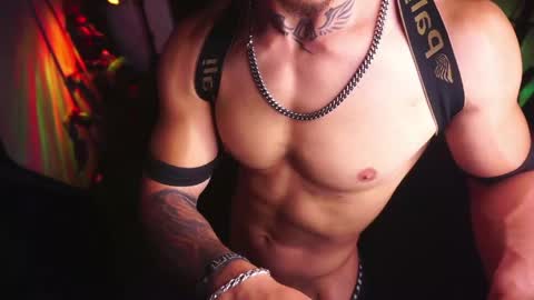 Snapshot of matiusdf chatting on 04-18-26, 07:18 matius online show from 04-18-26, 07:18