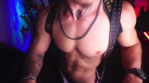 Snapshot of matiusdf chatting on 04-21-26, 01:53 matius online show from 04-21-26, 01:53