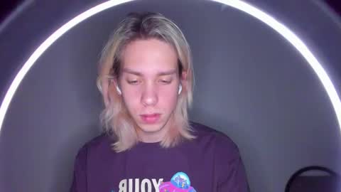 Snapshot of matt_spark chatting on 02-16-25, 09:05 Matt online show from 02-16-25, 09:05