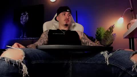 Snapshot of matt_thestud chatting on 05-01-26, 07:02 Matt online show from 05-01-26, 07:02