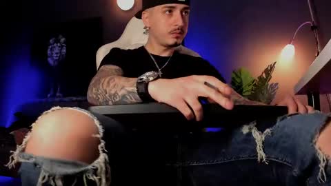 Snapshot of matt_thestud chatting on 05-14-26, 07:26 Matt online show from 05-14-26, 07:26