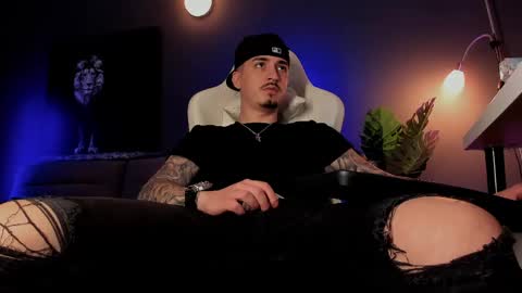 Snapshot of matt_thestud chatting on 05-16-26, 10:36 Matt online show from 05-16-26, 10:36