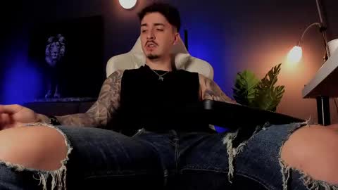 Snapshot of matt_thestud chatting on 05-21-26, 07:04 Matt online show from 05-21-26, 07:04