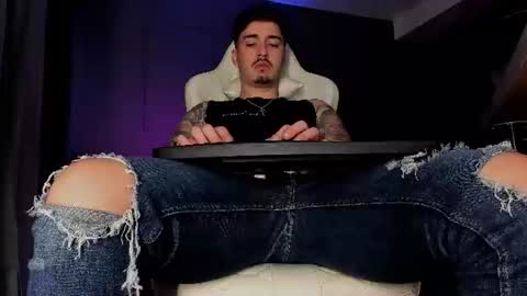 Snapshot of matt_thestud chatting on 06-12-26, 08:02 Matt online show from 06-12-26, 08:02