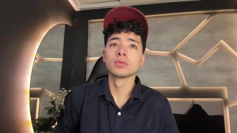 Snapshot of matt_wolf_ chatting on 01-11-26, 01:16 matt online show from 01-11-26, 01:16