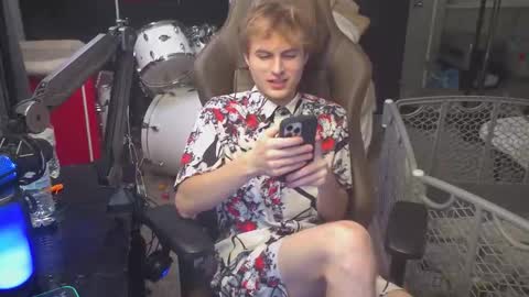 Matt Cash online show from 11-15-25, 02:09