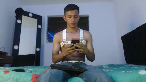 Snapshot of matteo_gom chatting on 02-16-25, 02:20 matteo online show from 02-16-25, 02:20