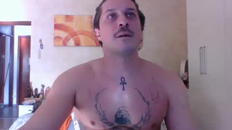 matteushh87 online show from 01-12-26, 09:47