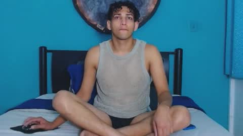 Snapshot of matthew_hawk19 chatting on 03-09-25, 08:42 matthew_hawk19 online show from 03-09-25, 08:42