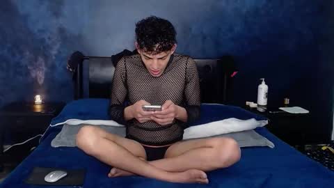 Snapshot of matthew_hawk19 chatting on 02-19-26, 12:23 matthew_hawk19 online show from 02-19-26, 12:23