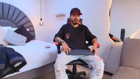 Matthew online show from 02-26-26, 09:03