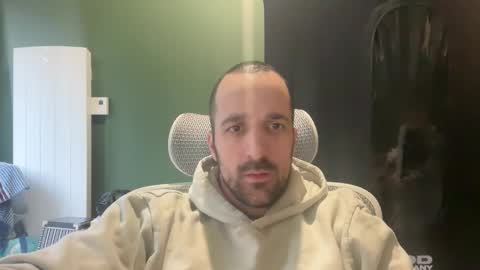 M online show from 02-11-26, 01:49