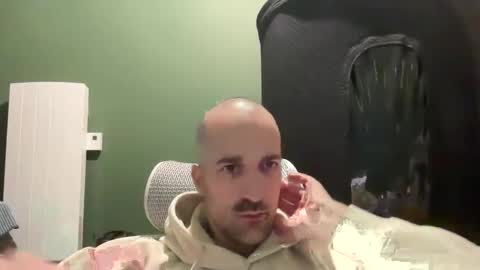 M online show from 02-26-26, 10:53