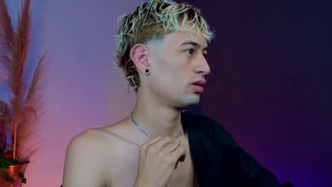 Snapshot of mattias_dantee chatting on 01-07-26, 09:34 mattias online show from 01-07-26, 09:34