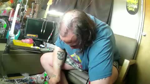 Snapshot of mattskiba89 chatting on 05-23-26, 08:13 mattskiba89 online show from 05-23-26, 08:13