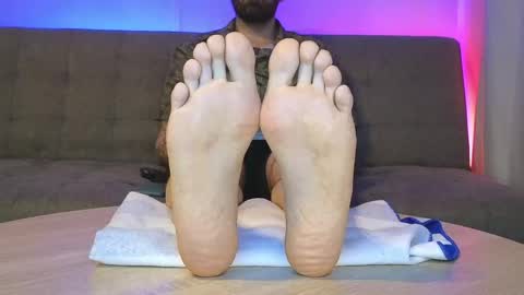 Snapshot of mattxfeet chatting on 05-14-26, 12:01 Matt online show from 05-14-26, 12:01