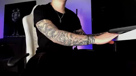 Matt online show from 10-30-25, 07:21