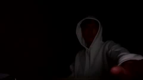 Snapshot of mattyyyyyyyyyyyyyyyyy chatting on 12-01-25, 08:19 matty online show from 12-01-25, 08:19