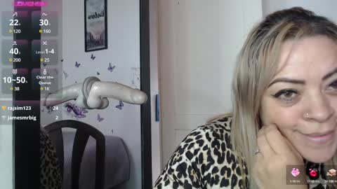 Snapshot of mature_liaa chatting on 01-28-25, 05:14 Mature liaa online show from 01-28-25, 05:14