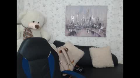 Snapshot of mature_martina_ chatting on 05-13-26, 10:34 Martina online show from 05-13-26, 10:34