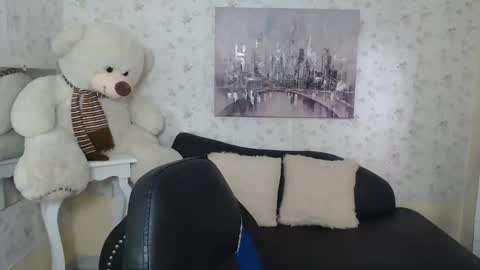 Snapshot of mature_martina_ chatting on 05-15-26, 10:06 Martina online show from 05-15-26, 10:06