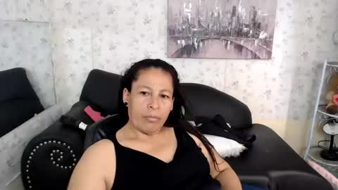 Snapshot of mature_martina_ chatting on 07-21-26, 10:01 Martina online show from 07-21-26, 10:01