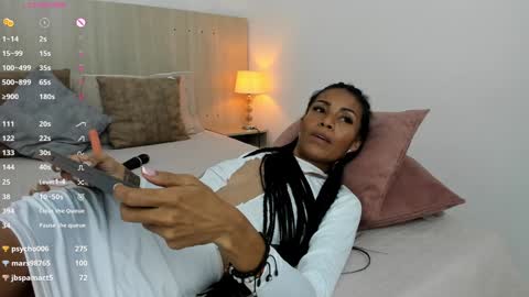 Snapshot of mature_vayolet chatting on 02-08-25, 04:03 Vayolet Castro online show from 02-08-25, 04:03