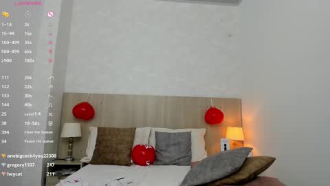 Snapshot of mature_vayolet chatting on 02-27-25, 04:31 Vayolet Castro online show from 02-27-25, 04:31