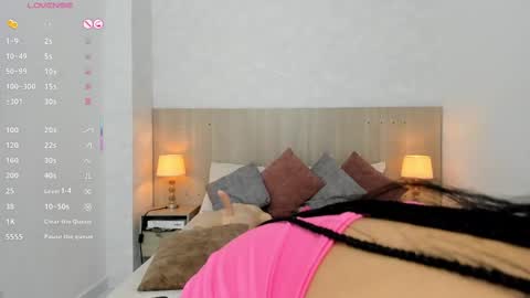 Snapshot of mature_vayolet chatting on 09-27-25, 11:26 Vayolet Castro online show from 09-27-25, 11:26