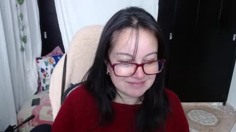 Snapshot of mature_wolf chatting on 12-19-24, 02:57 Sonia online show from 12-19-24, 02:57