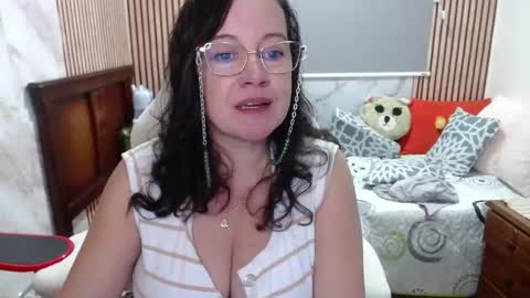 Sonia online show from 05-07-26, 03:28