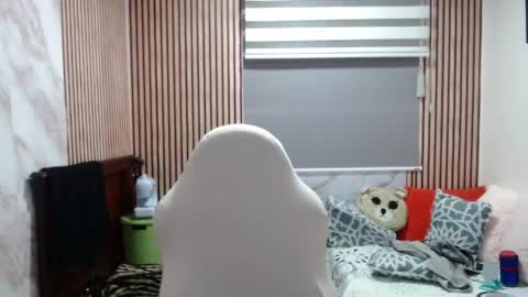 Sonia online show from 05-12-26, 04:26
