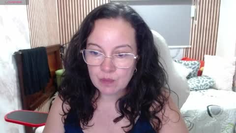 Sonia online show from 05-18-26, 09:53