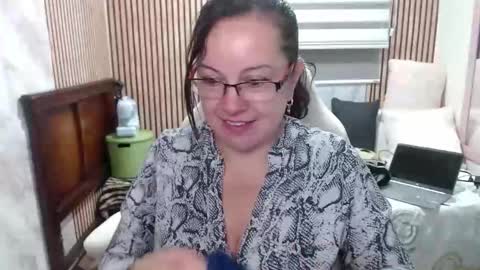 Sonia online show from 06-09-26, 08:31