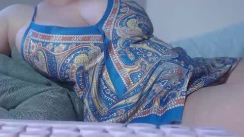 Snapshot of matureboobsbig chatting on 06-24-26, 06:56 matureboobsbig online show from 06-24-26, 06:56