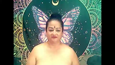 Snapshot of matureindian4u65 chatting on 02-05-25, 07:18 matureindian4u65 online show from 02-05-25, 07:18