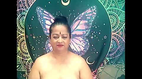 Snapshot of matureindian4u65 chatting on 02-11-25, 01:41 matureindian4u65 online show from 02-11-25, 01:41