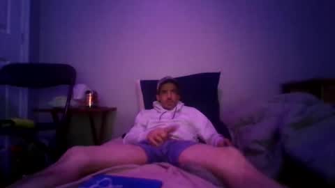 Snapshot of maubecaron1 chatting on 10-23-25, 09:08 ken34yee online show from 10-23-25, 09:08