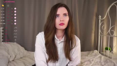 Lily online show from 02-10-25, 11:02