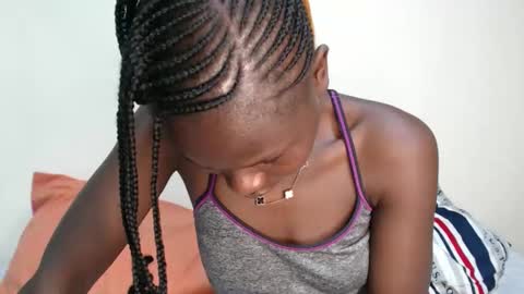 Snapshot of maui_001 chatting on 02-07-26, 05:55 moh online show from 02-07-26, 05:55