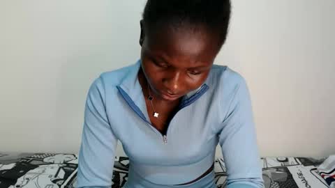 Snapshot of maui_001 chatting on 06-11-26, 10:35 moh online show from 06-11-26, 10:35