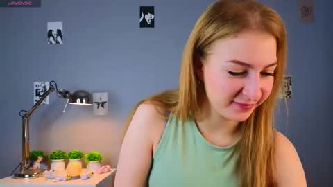 maureencoombs online show from 10-16-25, 04:24