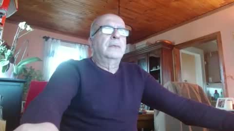 Maurice online show from 01-07-26, 01:46