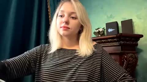 Snapshot of mauriceproenza chatting on 07-09-26, 07:01 Eva 1st day online show from 07-09-26, 07:01