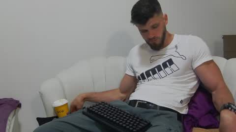mauro_real_man online show from 05-18-26, 07:41