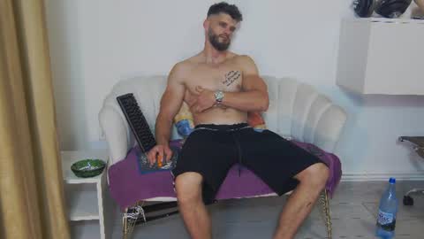mauro_real_man online show from 06-29-26, 04:07