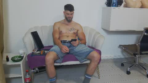 mauro_real_man online show from 07-08-26, 05:28