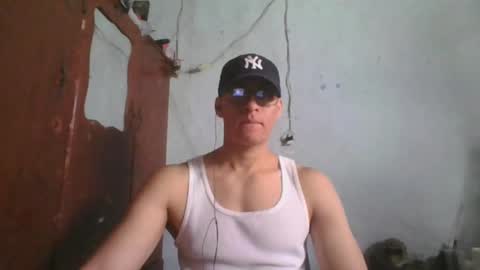 Snapshot of maurodirty chatting on 11-30-25, 07:51 Mauro online show from 11-30-25, 07:51